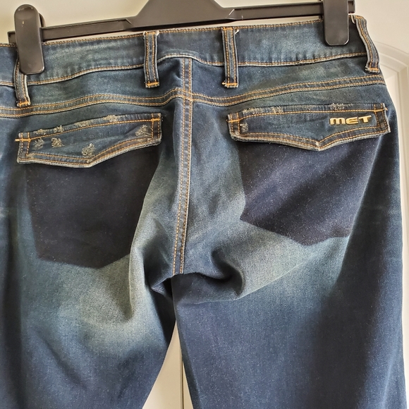 Jeans - Picture 4 of 4